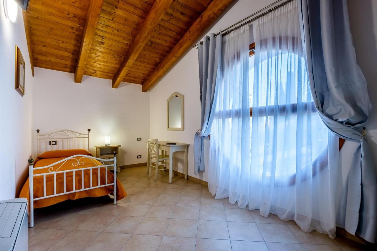 Agriturismo I Merli Сант-Амброджо-ди-Вальполичелла Экстерьер фото