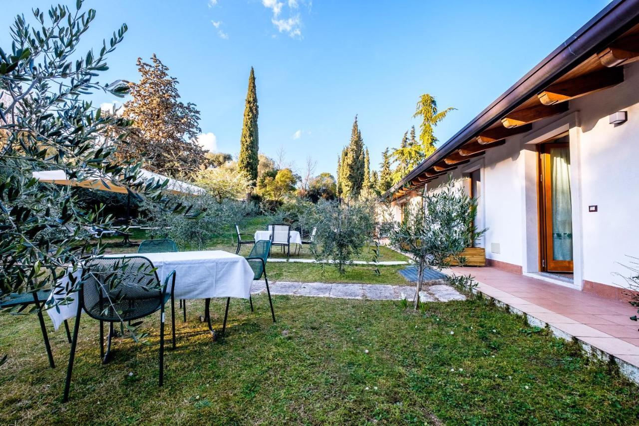 Agriturismo I Merli Сант-Амброджо-ди-Вальполичелла Экстерьер фото