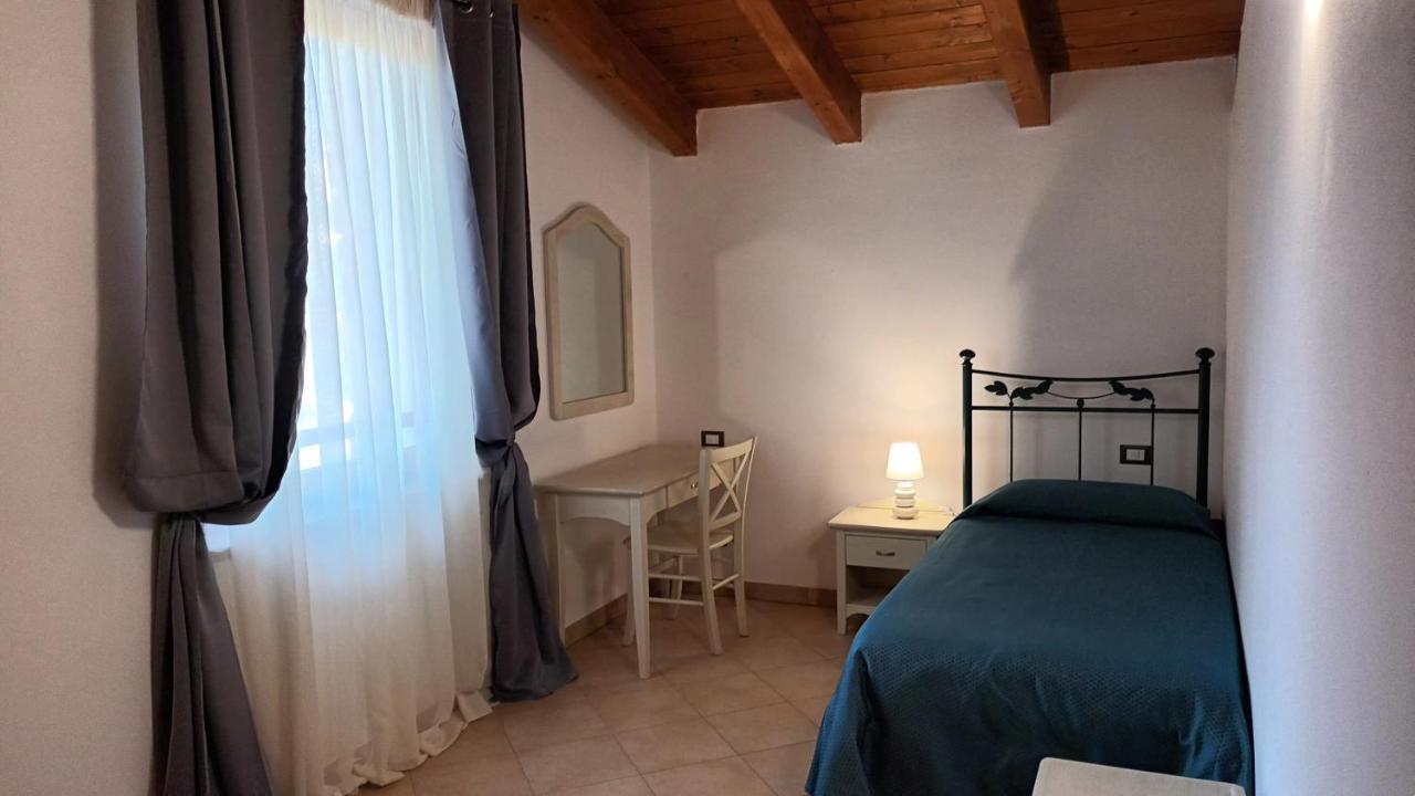 Agriturismo I Merli Сант-Амброджо-ди-Вальполичелла Экстерьер фото
